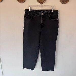 Old navy high rise OG loose Black Denim raw hem Jeans size 16